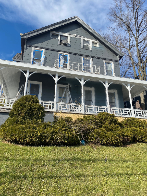 property at 2454 River Rd