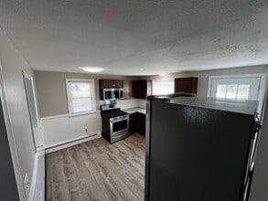 61-63 Orlando St in Agawam, MA - Building Photo - Building Photo