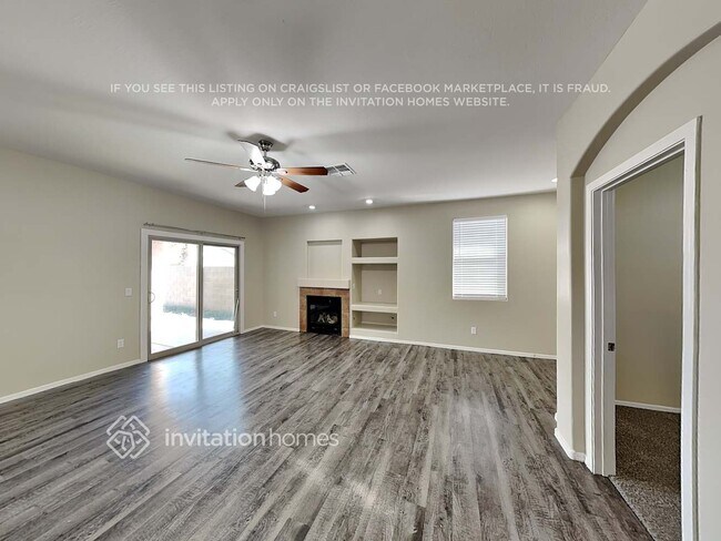 12552 W Estero Ln in Litchfield Park, AZ - Building Photo - Building Photo