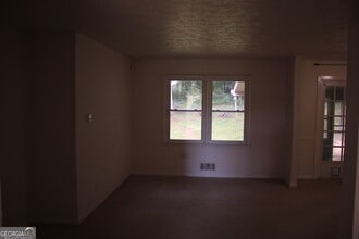 5 Circle Dr in Hampton, GA - Building Photo - Building Photo