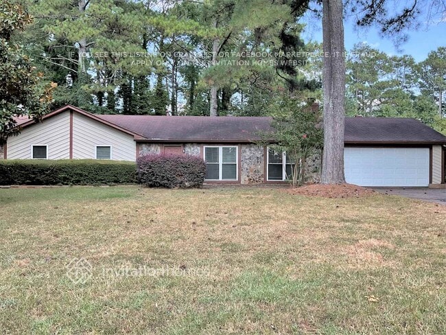 property at 2381 Cedar Dr