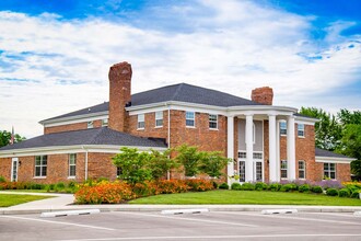 Gramercy in Carmel, IN - Foto de edificio - Building Photo