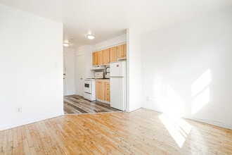 1655 Rue Fleury E in Montréal, QC - Building Photo - Building Photo