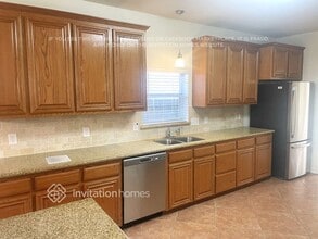 8518 Sports Haven Dr in Humble, TX - Building Photo - Building Photo