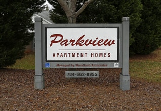 Parkview Apartment Homes in Mooresville, NC - Foto de edificio - Building Photo