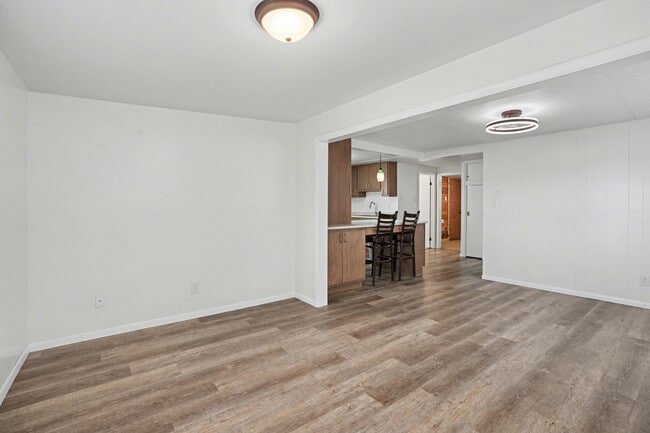 6520 S 070 E in Wolcottville, IN - Building Photo - Building Photo