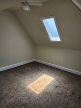 2415 Saint Charles Ave, Unit Apartment H in New Orleans, LA - Building Photo - Building Photo