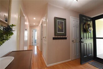 91 Canyon Ct in Sanford, NC - Foto de edificio - Building Photo