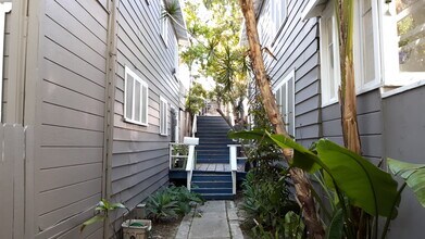 1120 Sanborn Ave. in Los Angeles, CA - Building Photo - Building Photo