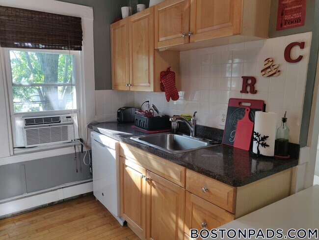 150 fifth in Cambridge, MA - Building Photo - Building Photo