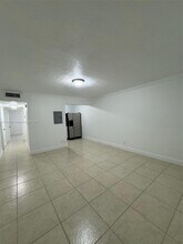 11195 SW 1st St in Miami, FL - Building Photo - Building Photo