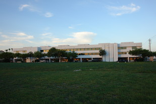 Mariner's Cay Marina Condos