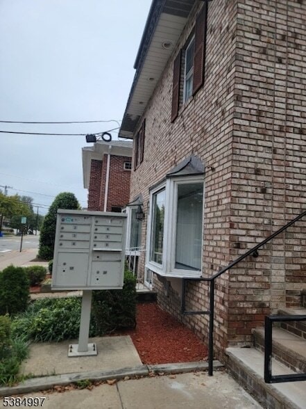 property at 195 3rd Ave