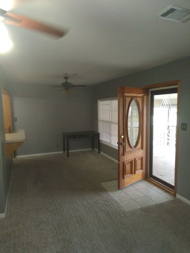 3141 Boyd Ave in Groves, TX - Building Photo - Building Photo