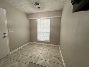 324 Blue Heron Dr in Jonesboro, GA - Building Photo - Building Photo