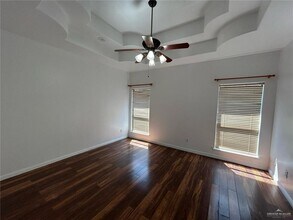 13 Santa Teresa St in Mission, TX - Building Photo - Building Photo