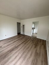 1436 Oliver Ave in San Diego, CA - Foto de edificio - Building Photo