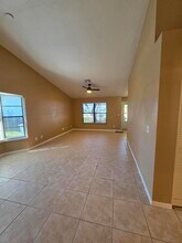 1422 36th Ave in Vero Beach, FL - Building Photo - Building Photo