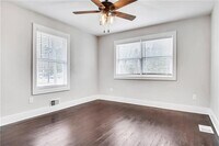 1416 Columbia Dr photo'