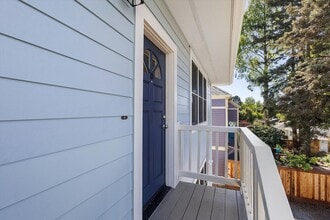 2026 San Antonio Ave in Alameda, CA - Building Photo - Building Photo