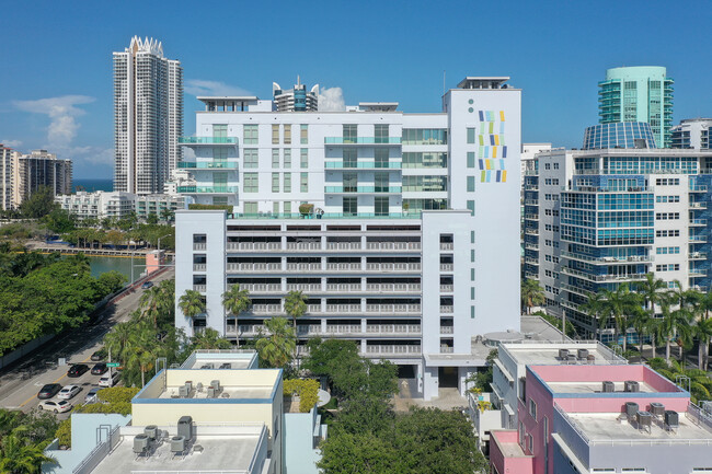 The Chatham at Aqua in Miami Beach, FL - Foto de edificio - Building Photo