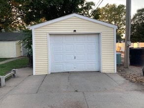 2610 Central Ave, Unit 2 in Kearney, NE - Building Photo - Building Photo