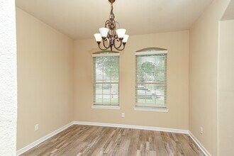 3042 Camelia View Ln in Dickinson, TX - Building Photo - Building Photo