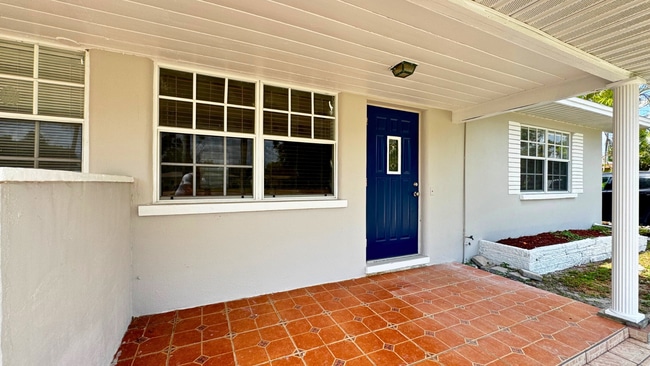 1924 Coronado Rd in Ft. Myers, FL - Building Photo - Building Photo