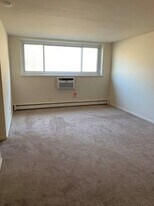 177 Bergen Ave, Unit bell pike in Kearny, NJ - Building Photo