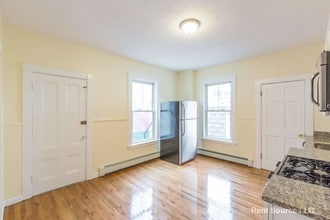 23 Cottage Ave, Unit 1 in Somerville, MA - Building Photo - Building Photo