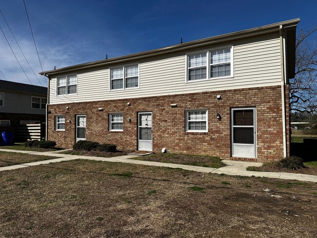 600 S Boddie St in Nashville, NC - Building Photo - Building Photo