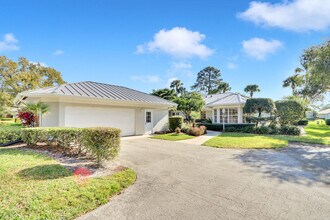 7340 Pine Creek Way in Port St. Lucie, FL - Foto de edificio - Building Photo