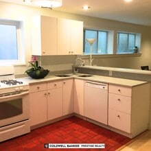 630 29th St W in North Vancouver, BC - Building Photo - Building Photo