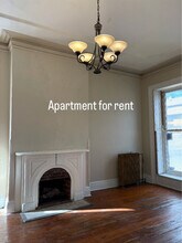 1327 W Fayette St, Unit 1 in Baltimore, MD - Foto de edificio - Building Photo