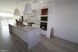 9405 Pacific Elm St in Fredericksburg, VA - Building Photo - Building Photo