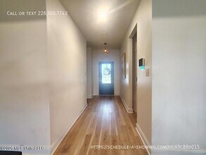 15200 Windmill Rdg Pkwy in D'Iberville, MS - Foto de edificio - Building Photo