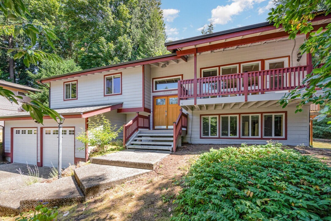 14008 SE 60th St in Bellevue, WA - Building Photo