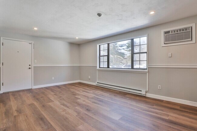 49 Spencer Rd-Unit -22H in Boxborough, MA - Building Photo - Building Photo