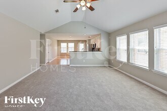 3122 Snowbird Meadow Dr in Spring, TX - Foto de edificio - Building Photo