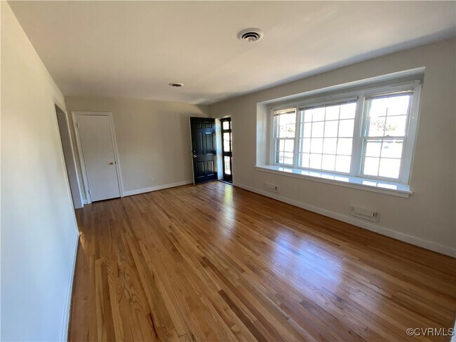 502 Glendale Dr, Unit 0810 in Richmond, VA - Foto de edificio - Building Photo