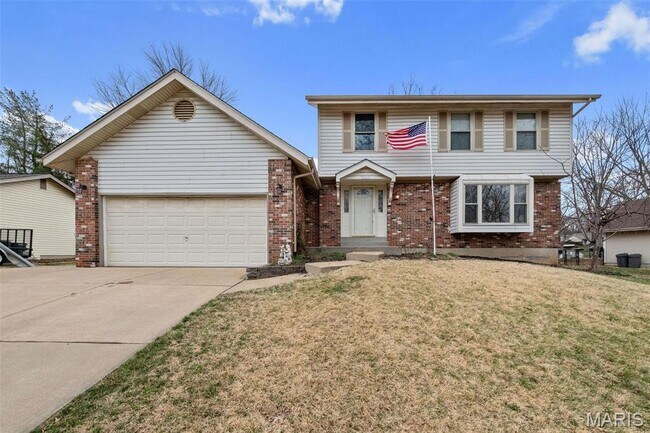 property at 2915 Coram Dr