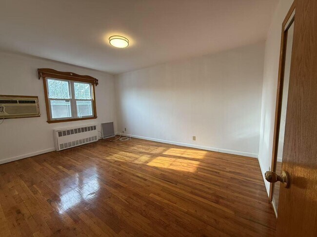 12-06 117th St in Queens, NY - Building Photo - Building Photo