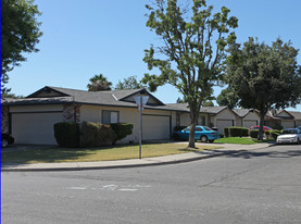 Capistrano Park Duplex's Apartments