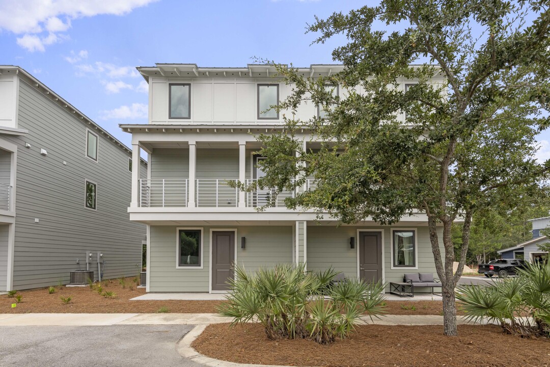 73 Paradise Ln in Santa Rosa Beach, FL - Building Photo