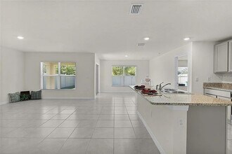 8661 Triumph Cir in Wildwood, FL - Building Photo - Building Photo