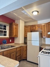 9421 Peachtree St, Unit A in Norfolk, VA - Building Photo - Building Photo