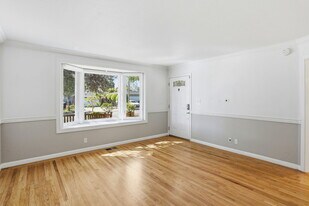 933 Barstow Ct in Sunnyvale, CA - Building Photo