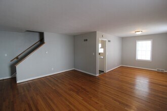 7608 Terrace St in Kansas City, MO - Foto de edificio - Building Photo