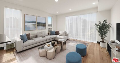 116 Orlando Ave in Los Angeles, CA - Foto de edificio - Building Photo