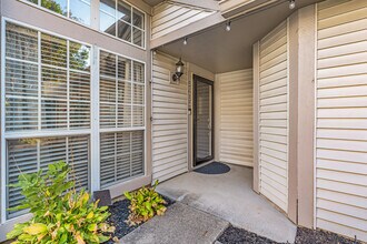 6450 Bayside N Dr in Indianapolis, IN - Building Photo - Building Photo